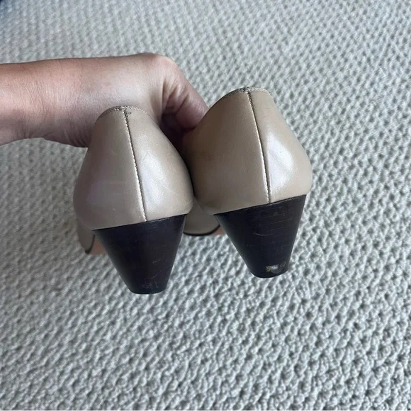 Salvatore Ferragamo vintage heels 8.5 Leather Secretary Vintage Pinup Wiggle tan - Picture 2 of 6